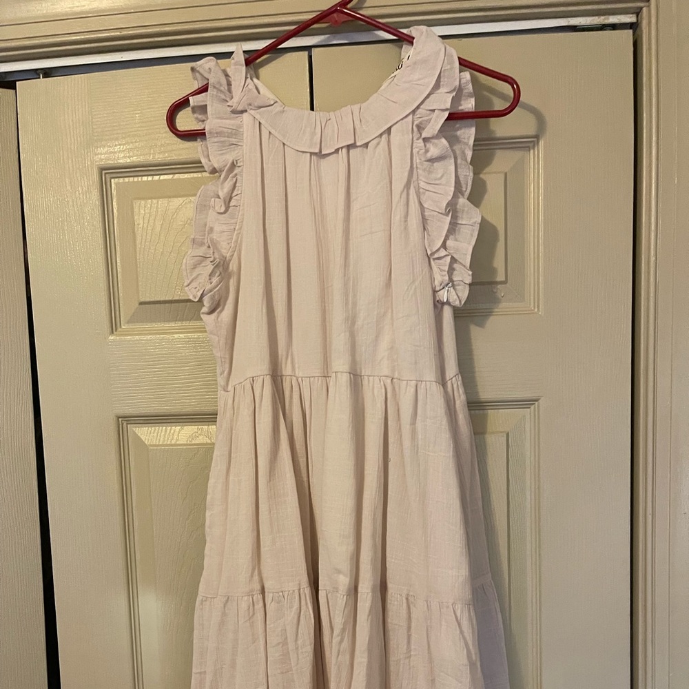 Super cute cream dress!